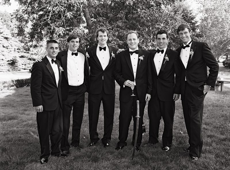 ErinBrian_Groomsmenb06-015