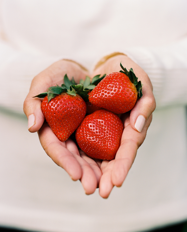 KarenWise_LisaStrawberries